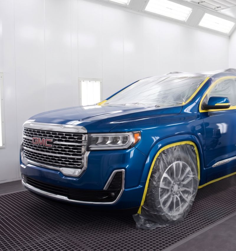 Bumper Repair suv in paintbooth Bumper Repair suv in paintbooth